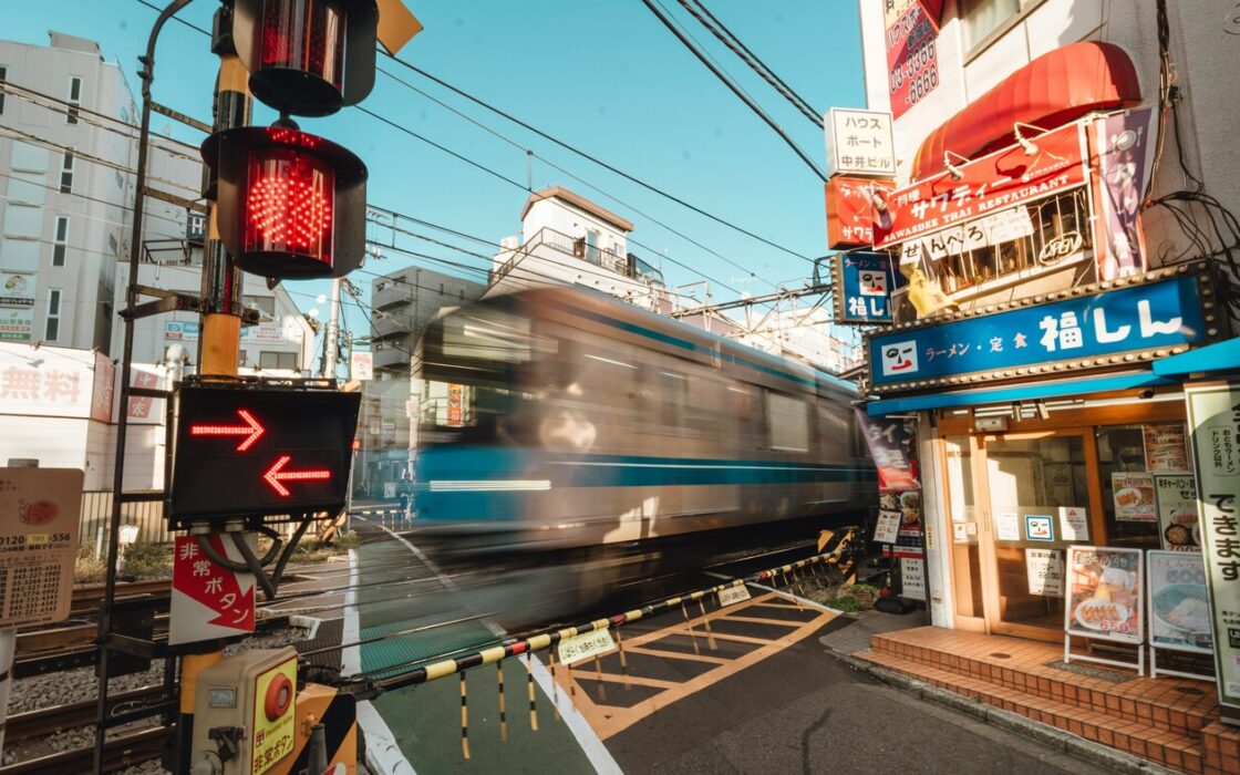 ドハティのしきい値——400ミリ秒という分岐点